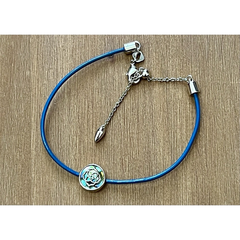 Authentic KENDRA SCOTT Multi Color Stamped Dira Coin Leather Bracelet Blue KS‎